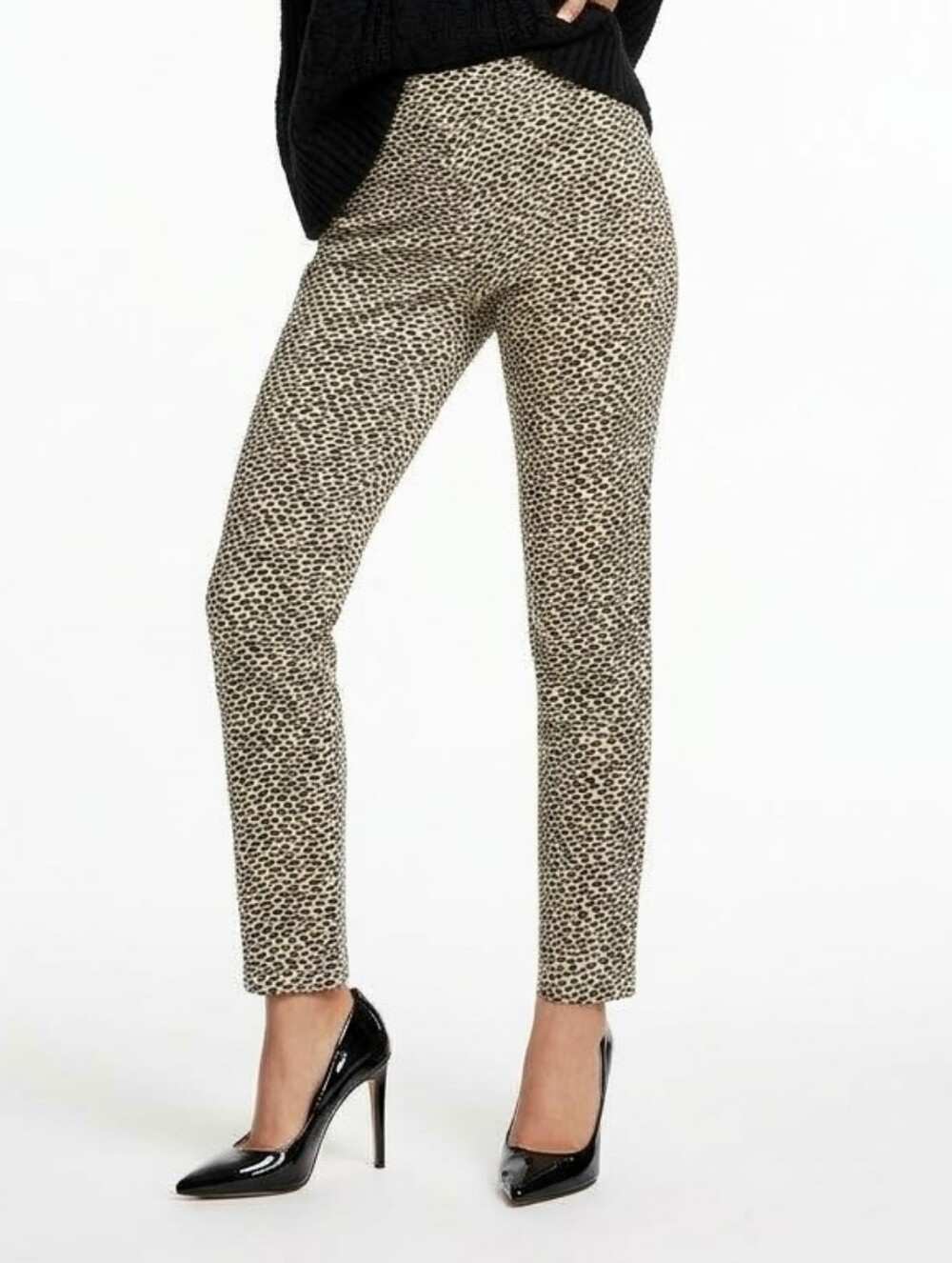 Who What Wear Beige and Black Graphic Dot-Print Skinny Pants 6